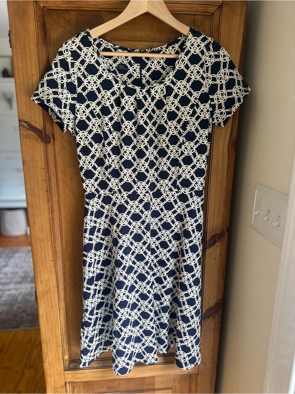 Talbots Navy and White Chain Pattern Short Sleeve Dress Small